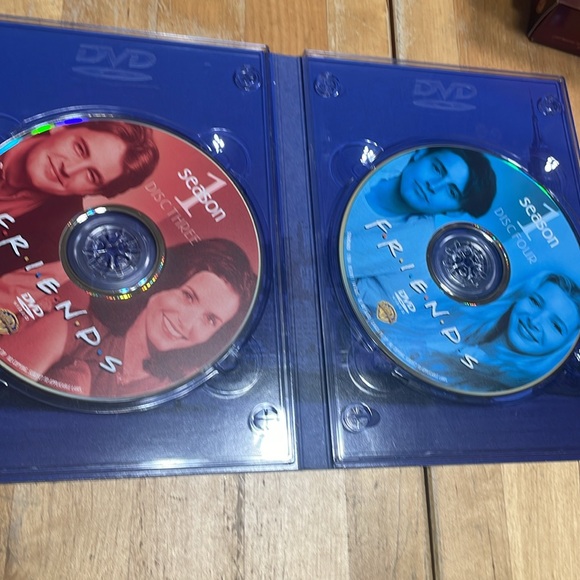 Friends Season 1 dvd box set - Picture 5 of 5